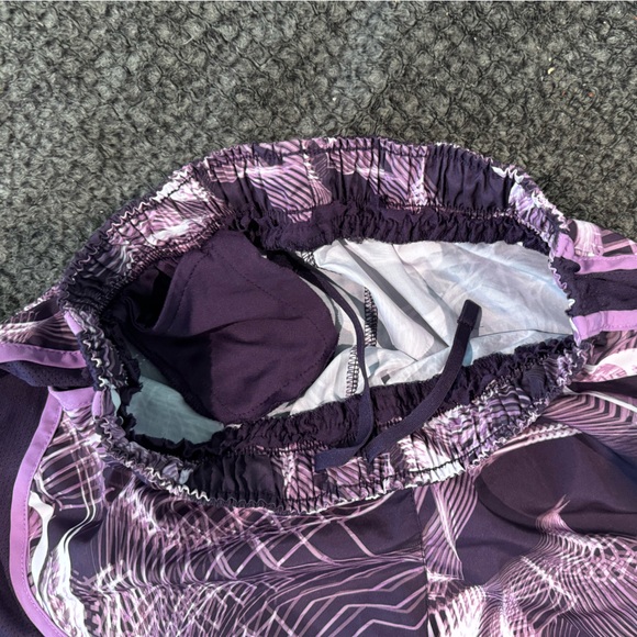 Nike Running Shorts - Picture 3 of 3